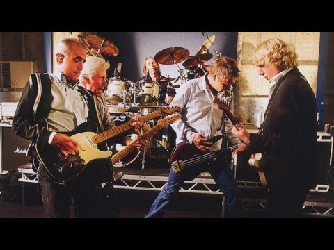 STATUS QUO - TWO WAY TRAFFIC (Official High Res Video)