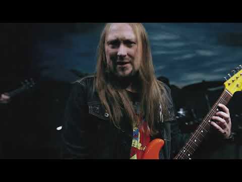 Masquerage - Waves (Official Music Video)